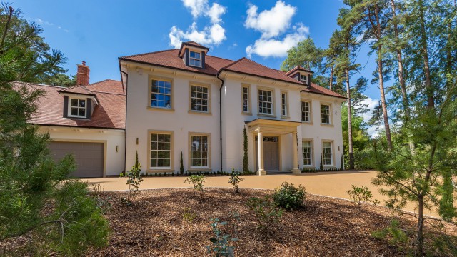 Parkwood House External 9